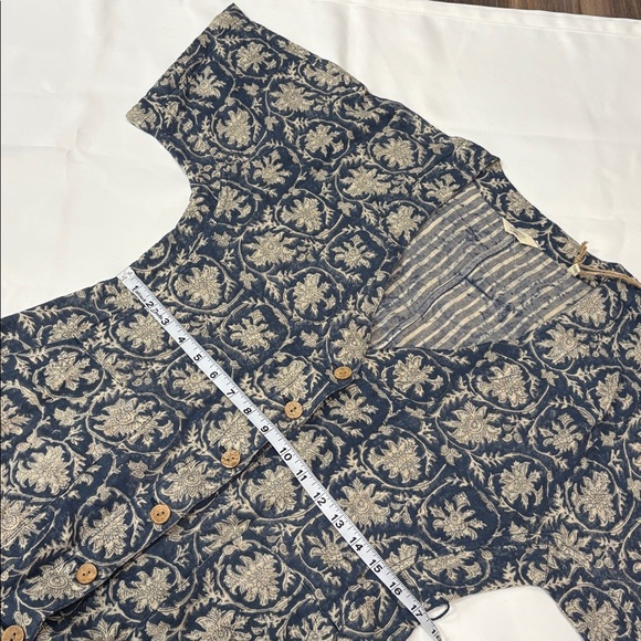 FAHERTY NAVY AND BEIGE FLORAL MIDI DRESS WITH TWO POCKETS - Picture 10 of 10